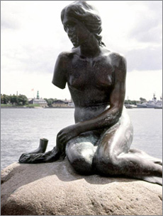 Little_Mermaid_statue_10_250.jpg