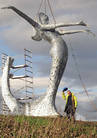 Arria_5_crop_320.jpg