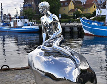 new_male_statue_crop220.jpg