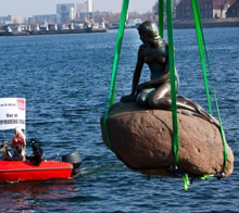 Mermaid_Moves_To_Shanghai_220.jpg