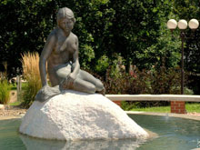 Kimballton_Mermaid_statuen_crop_220.jpg