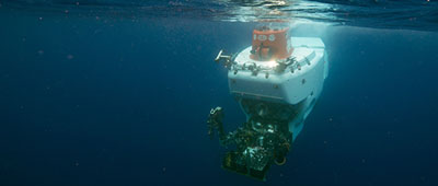 Alvin_underwater1_h170.jpg